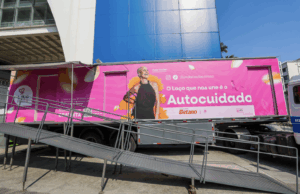 Fundação Laço Rosa leva caminhão mamógrafo para Osasco e oferece exames gratuitos