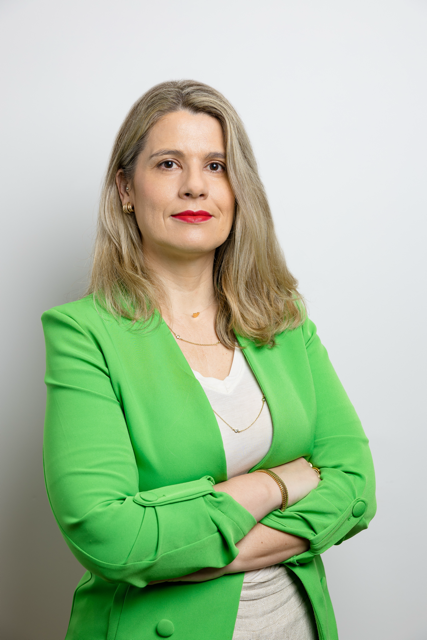 DZF-4426-Editar Média