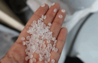 Nem todo reciclável é reciclado: cadeia de reciclagem no Brasil ainda engatinha e o selo não basta