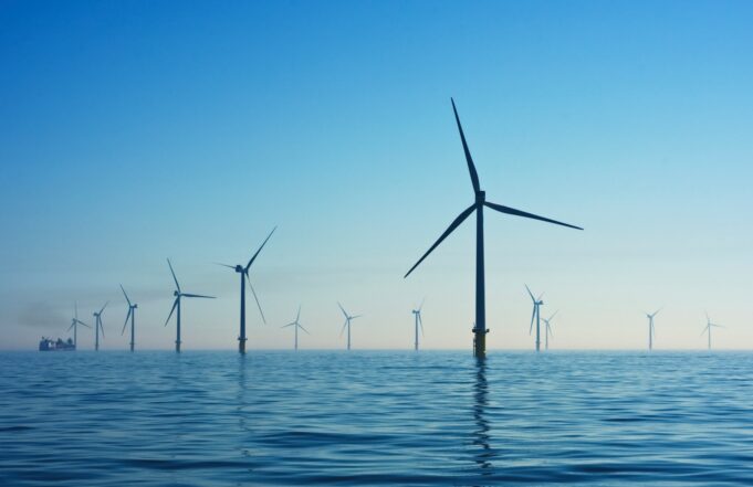 Software pioneiro analisa energia eólica offshore no Brasil