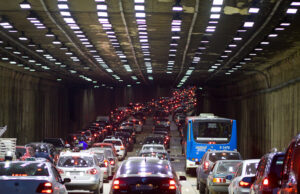 Estudo aponta necessidade de restringir veículos mais poluentes em São Paulo