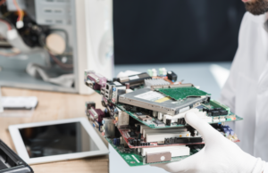 Projeto de descarte correto de eletrônicos ultrapassa 713 toneladas de resíduos recolhidos