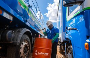 Logística reversa no Sertões: empresa realiza coleta e rerrefino de óleo usado durante maior competição off-road do país
