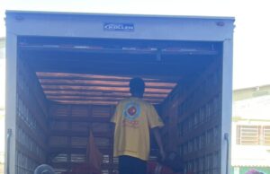 Tampinha Legal recebe mais de 3,2 toneladas de tampas plásticas em um único dia e gera R$ 10 mil para entidades assistenciais